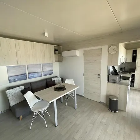 Peony Villas Drage